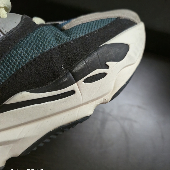 adidas yeezy boost 700 wave runner solid grey b75571